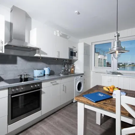 Kleine Insel Hotel na wodzie 5*