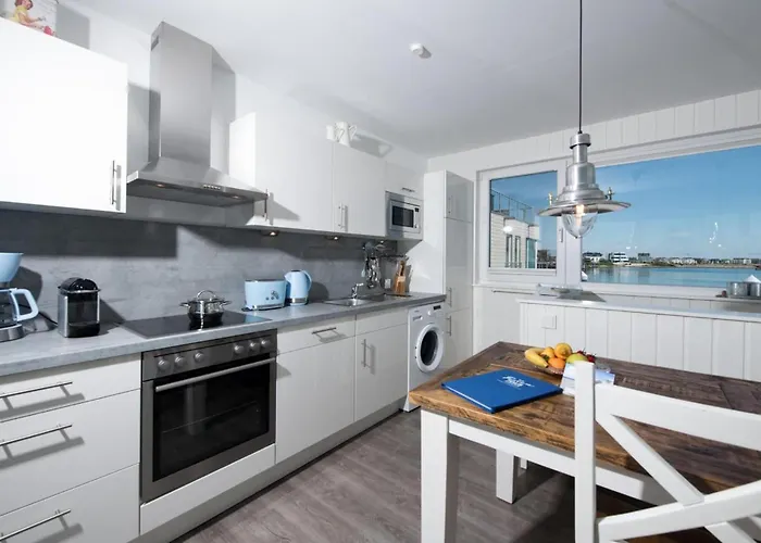 Kleine Insel Botel 5*